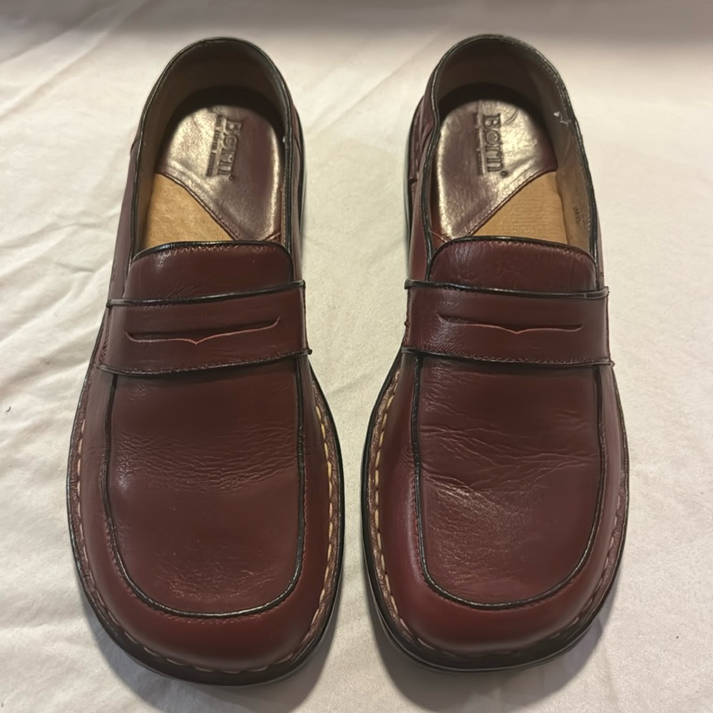 Born, Size 10, Brown, Woman’s leather shoe,  ( NWOT )